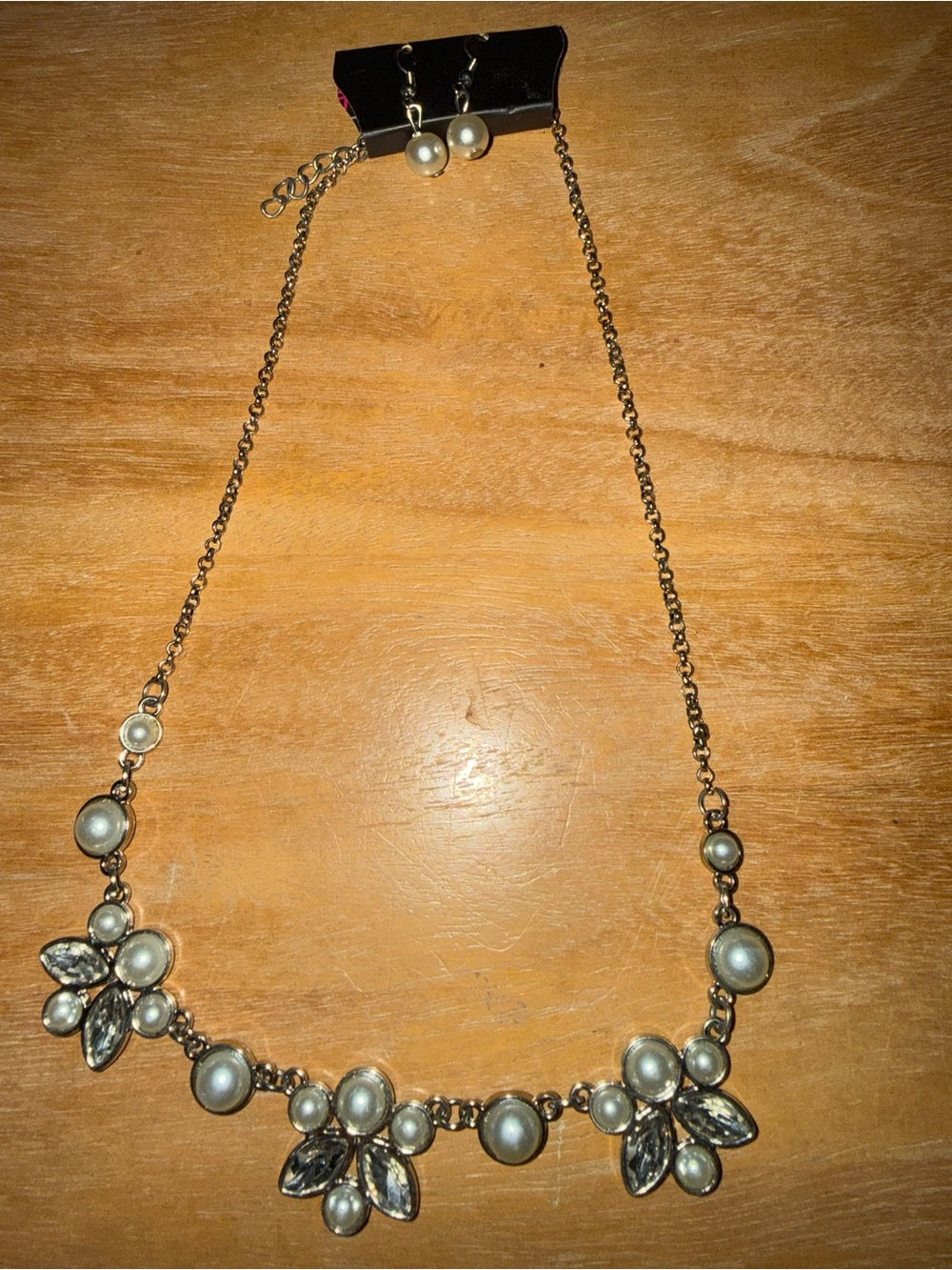 Pearl and Crystal Statement Necklace - White
